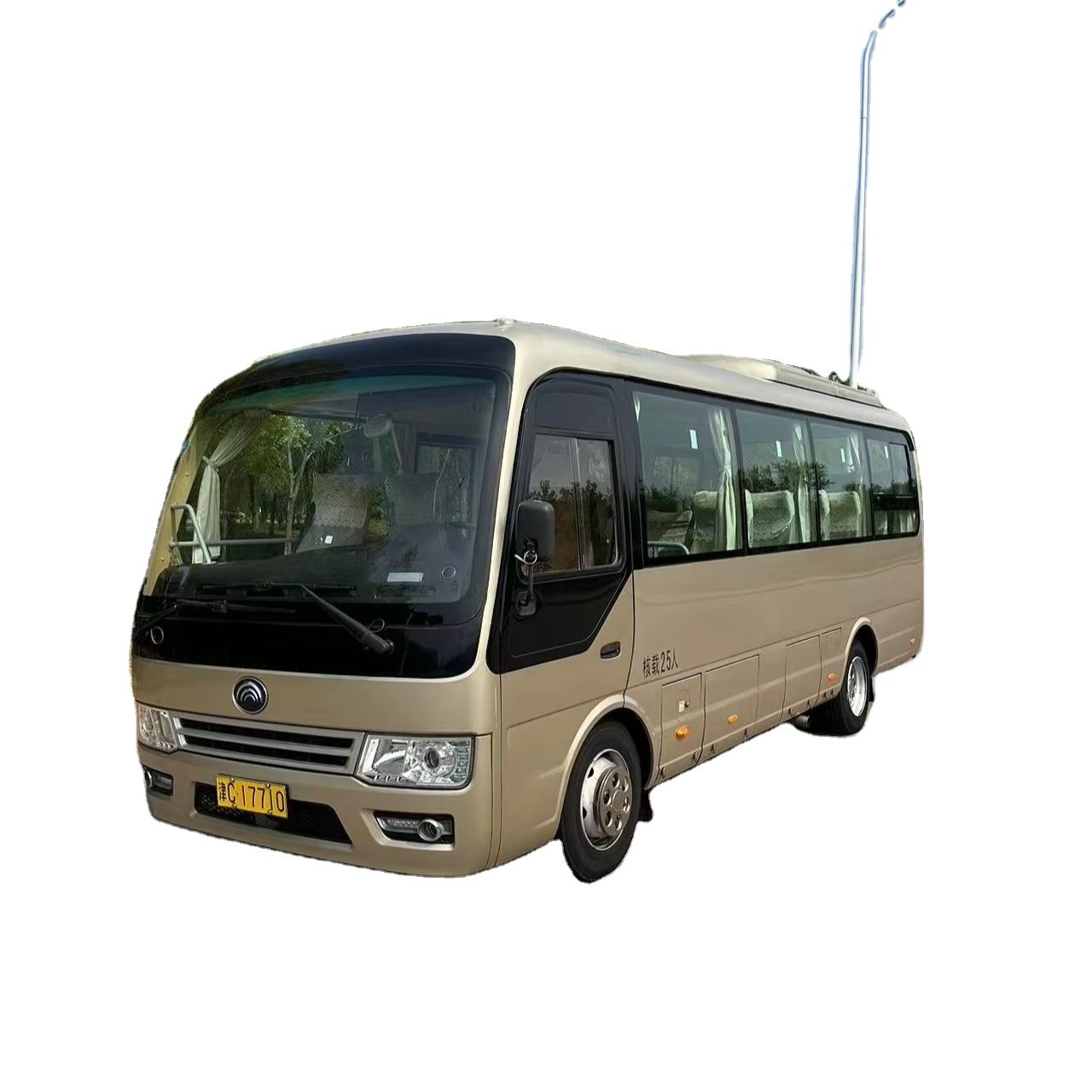 2017 Cummins Engine 25-Seat Bus Yu1tong 6729 Model New Used Diesel Manual Transmission Euro 4 Emission Cheap Bus Sale China